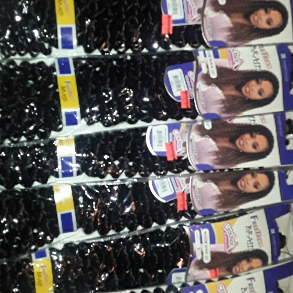 Freetress Braid hair "Water Wave 22inch" 6 Packs